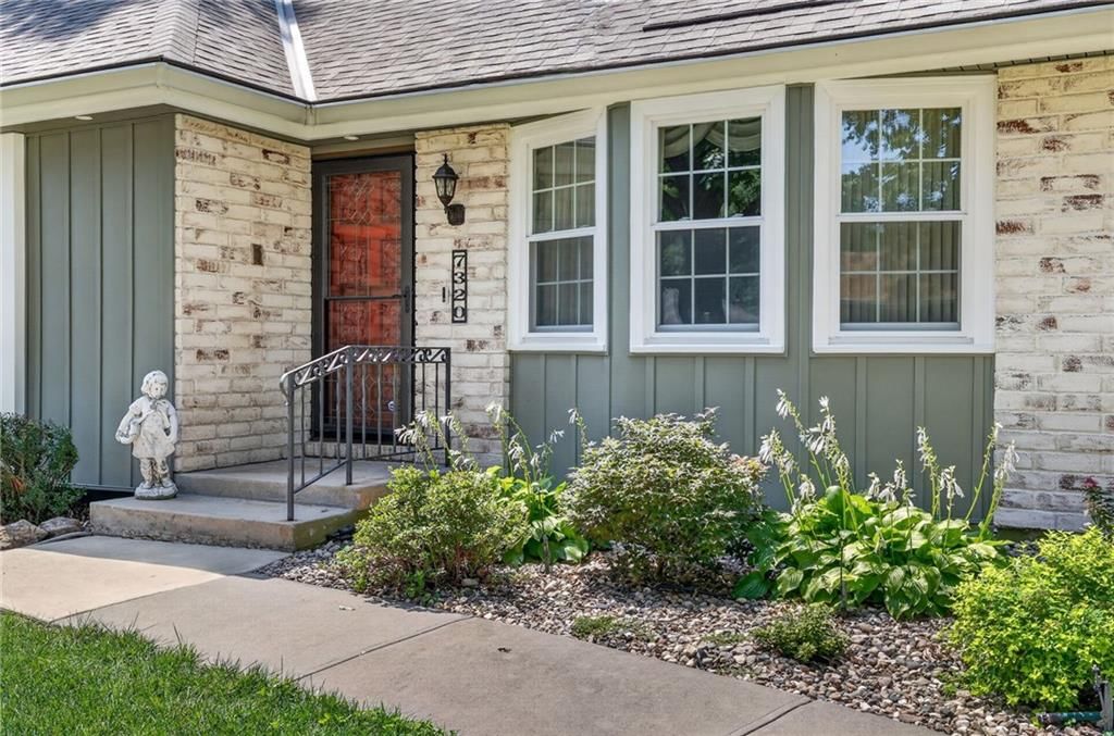 7320 N Garfield Avenue — photo 25