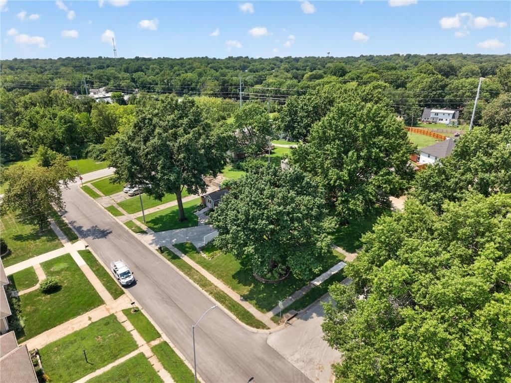 7320 N Garfield Avenue — photo 31