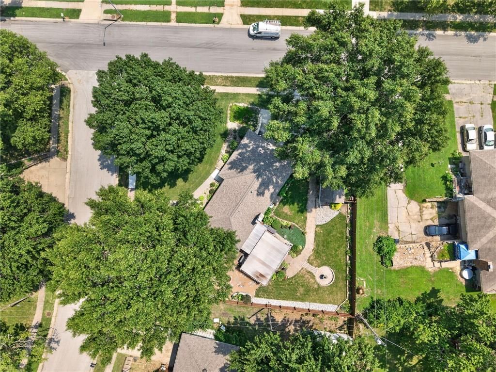 7320 N Garfield Avenue — photo 33