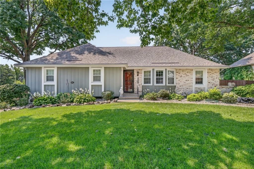 7320 N Garfield Avenue — photo 41