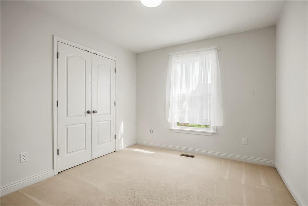 204 Thomas Circle — photo 12