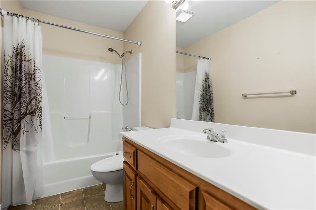 204 Thomas Circle — photo 13