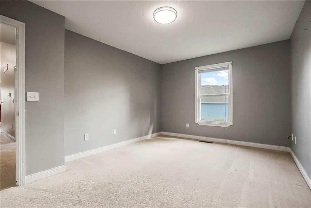 204 Thomas Circle — photo 14