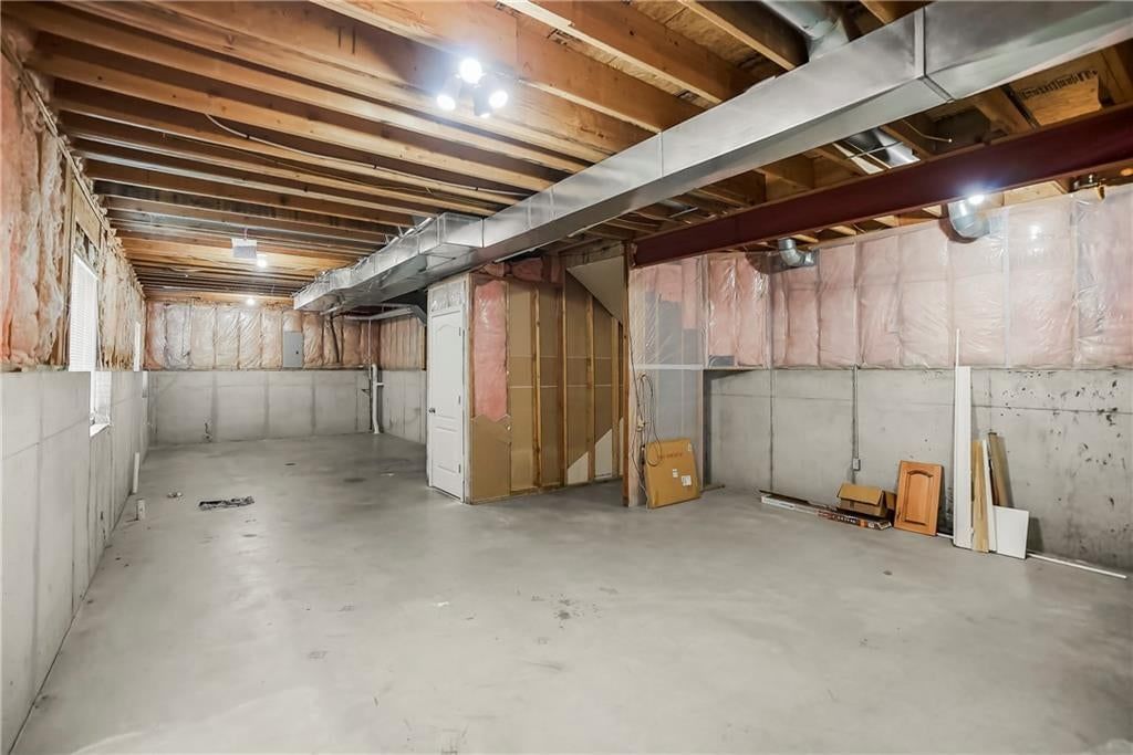 204 Thomas Circle — photo 24