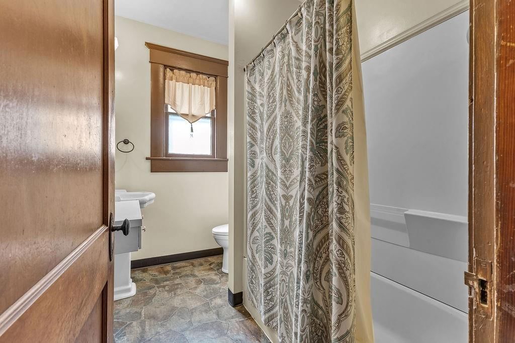 632 Bonton Street — photo 14