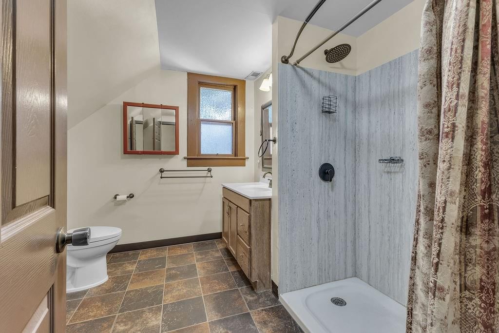 632 Bonton Street — photo 31