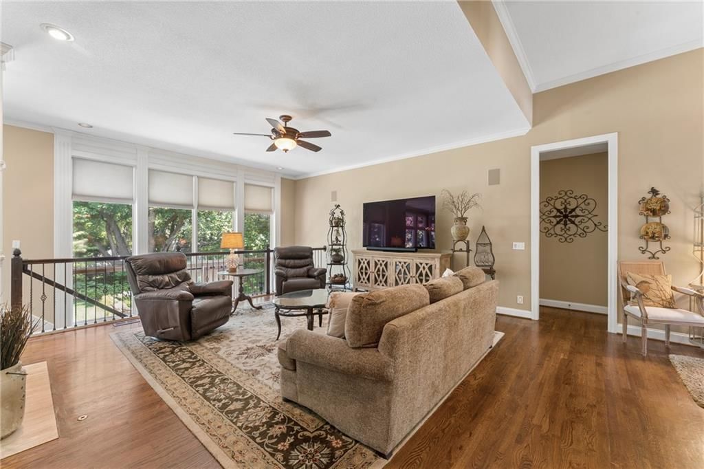 14809 Linden Street — photo 8