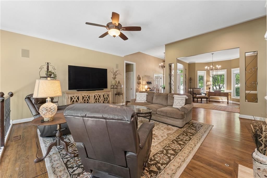 14809 Linden Street — photo 11