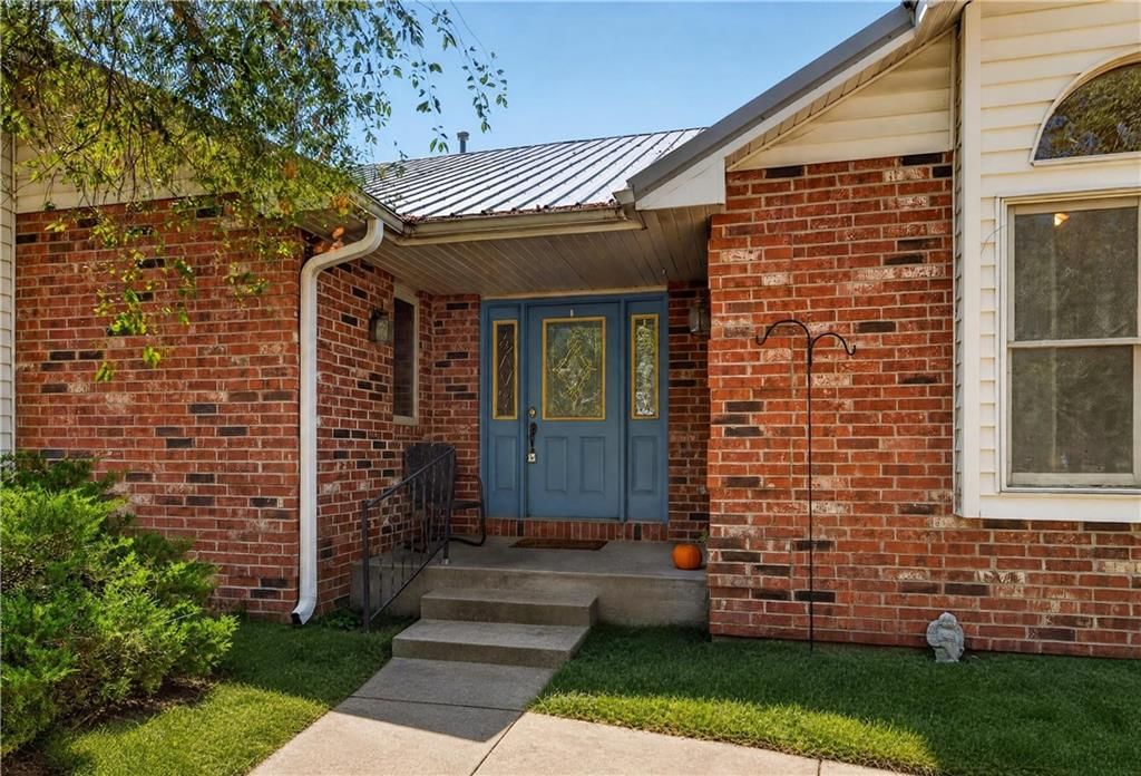 905 W Main Street — photo 9