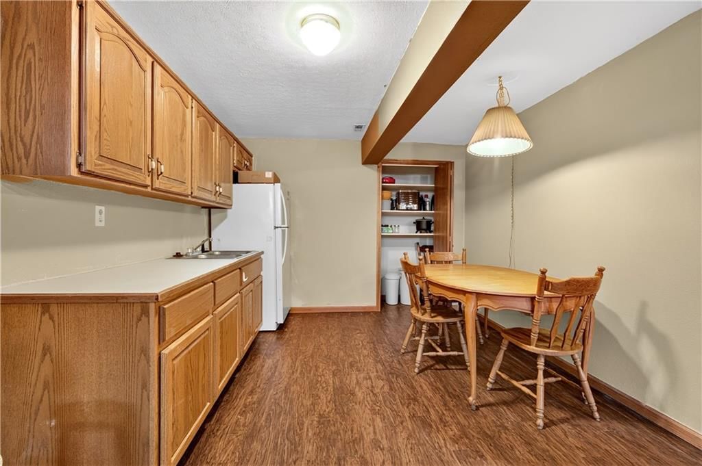 905 W Main Street — photo 40