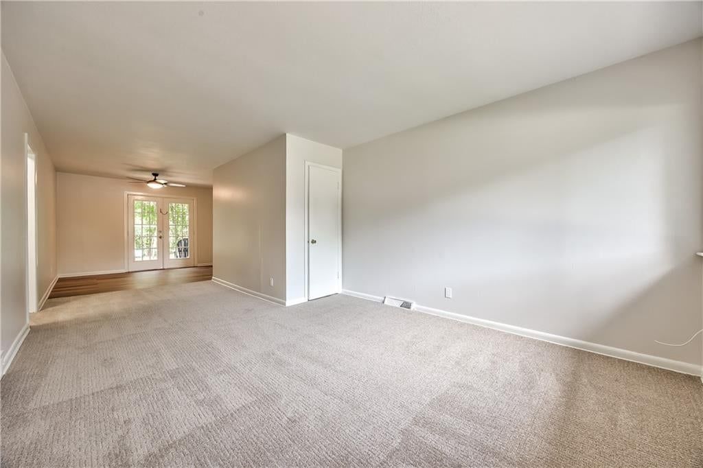 10820-10822 W 49 Street — photo 4