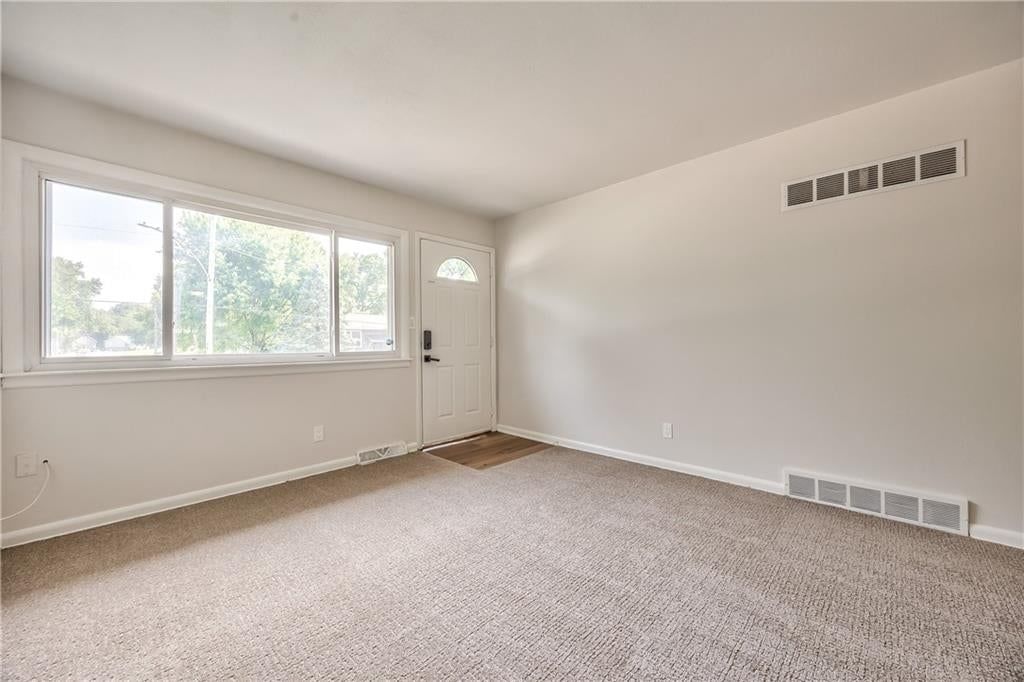 10820-10822 W 49 Street — photo 6