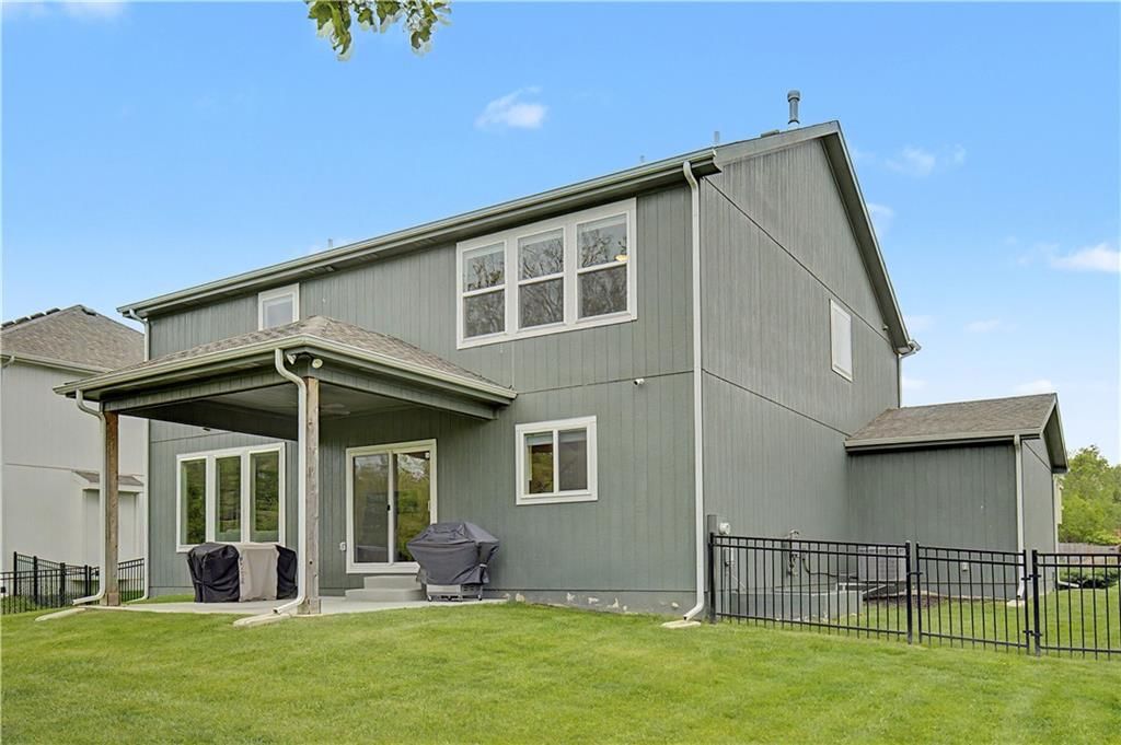 1422 SW Georgetown Drive — photo 18