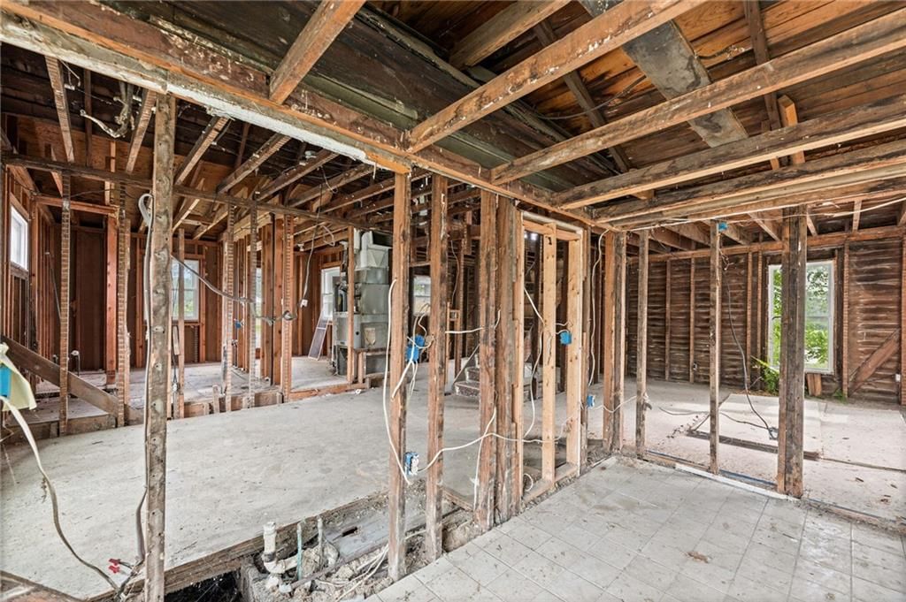 935 N Sycamore Street — photo 11
