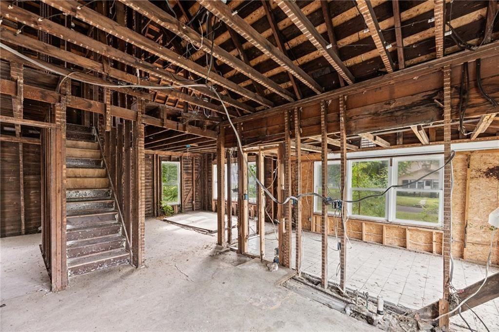 935 N Sycamore Street — photo 14