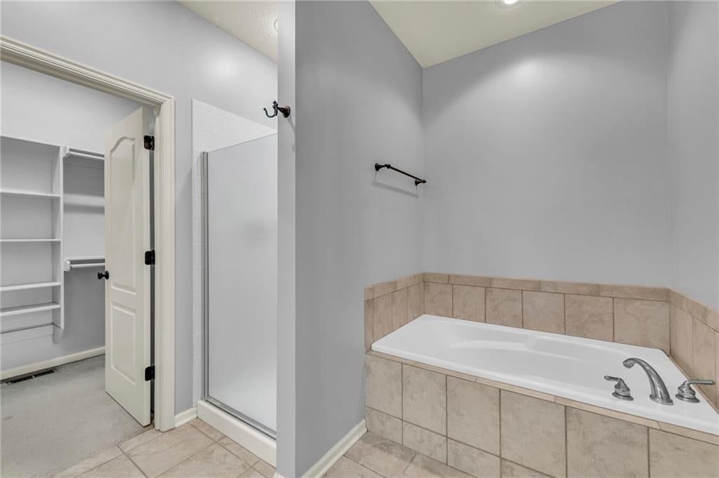 15828 W 61 Street — photo 11