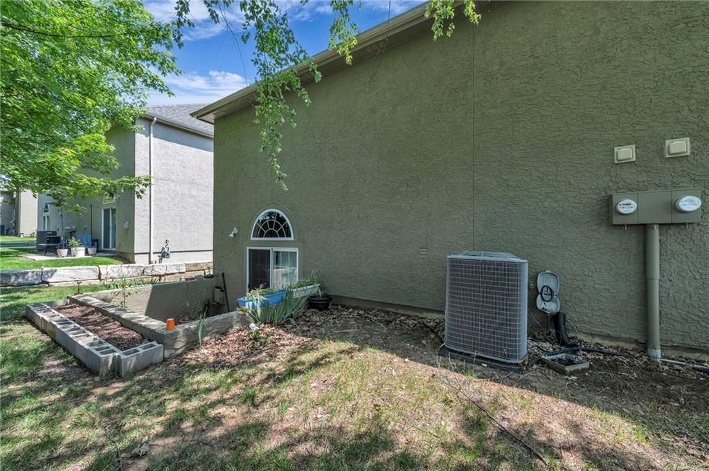 15828 W 61 Street — photo 23