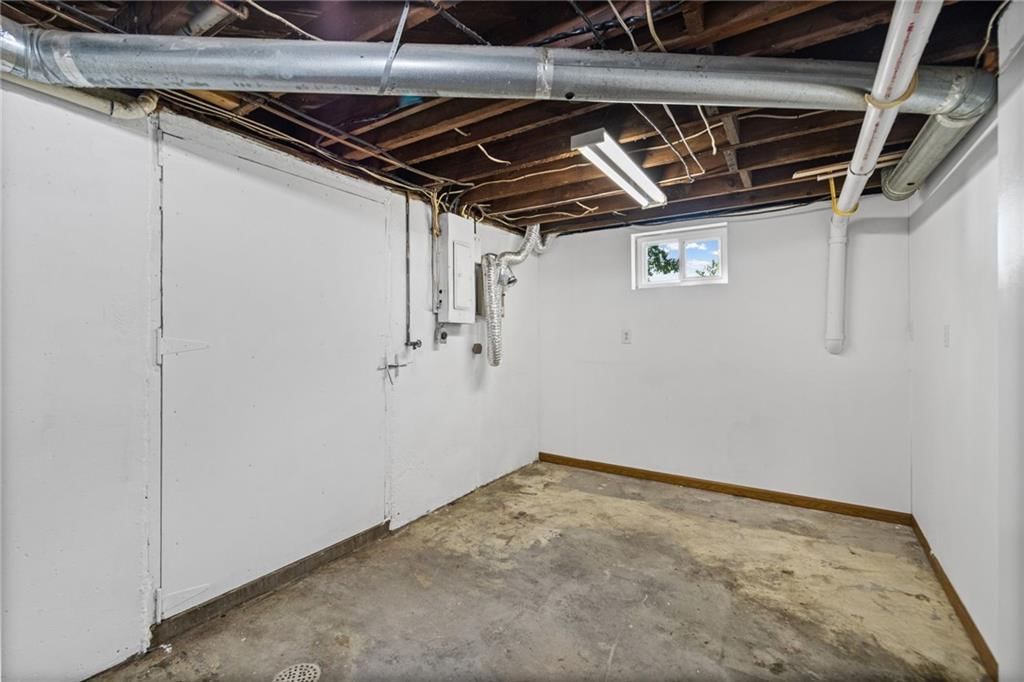 11713 HILLS Lane — photo 24
