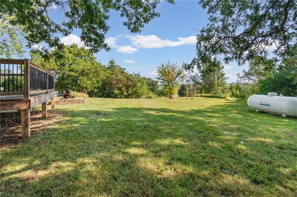 11713 HILLS Lane — photo 31