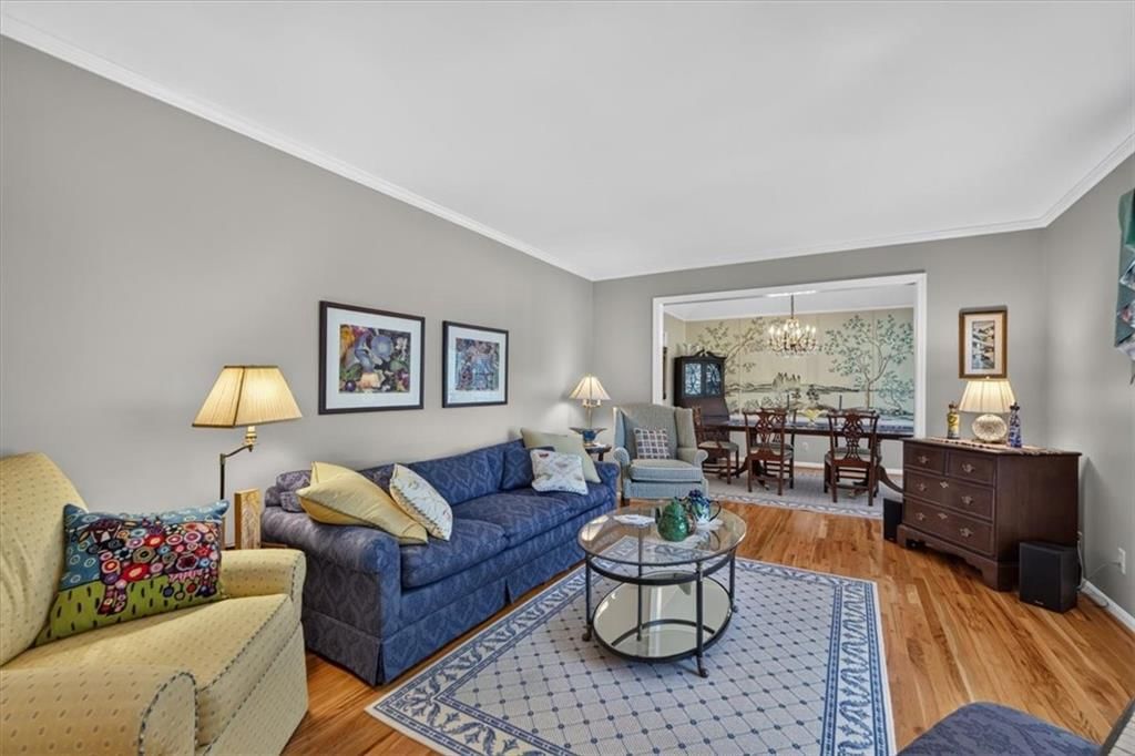 Photo 24 of 99 - 9722 Briar Street, Overland Park, KS 66207