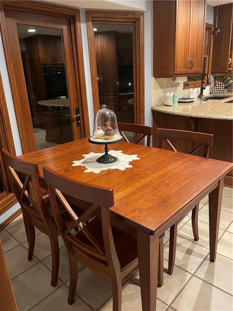 Photo 36 of 99 - 9722 Briar Street, Overland Park, KS 66207