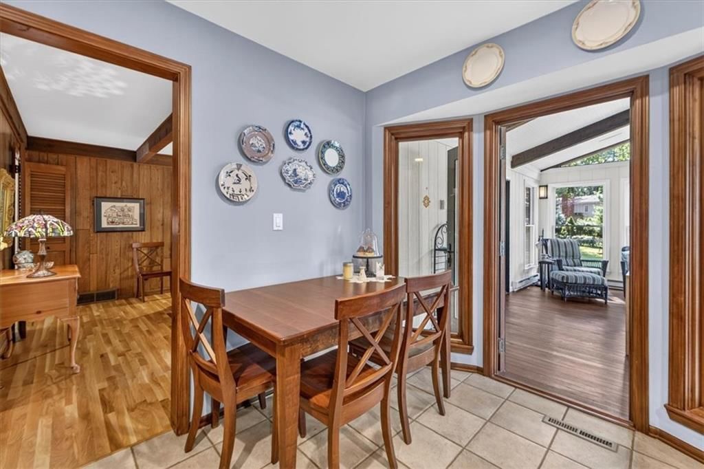 Photo 38 of 99 - 9722 Briar Street, Overland Park, KS 66207