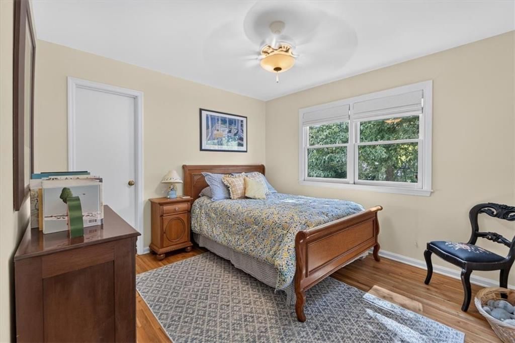 Photo 61 of 99 - 9722 Briar Street, Overland Park, KS 66207