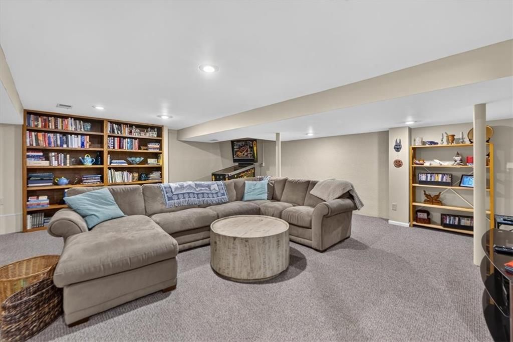 Photo 68 of 99 - 9722 Briar Street, Overland Park, KS 66207