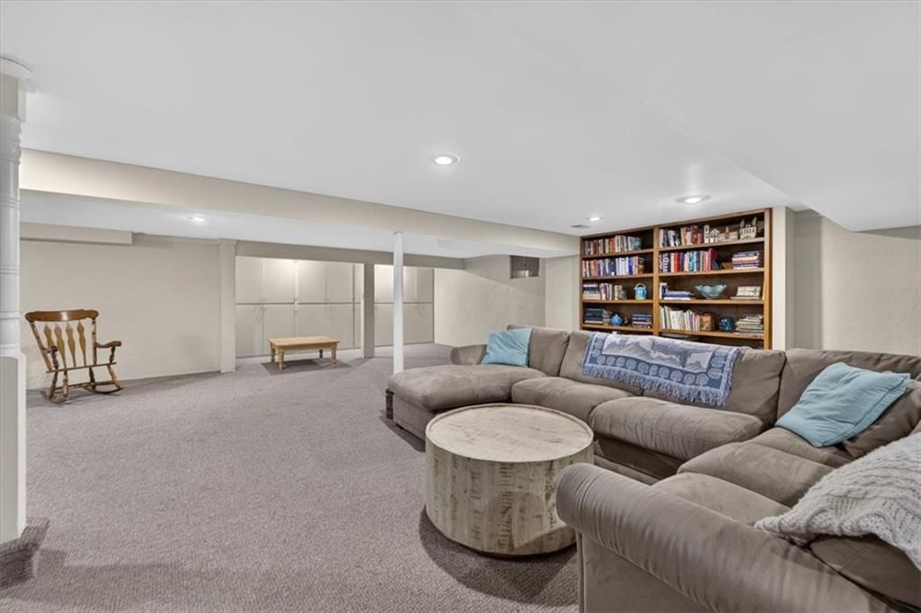 Photo 69 of 99 - 9722 Briar Street, Overland Park, KS 66207