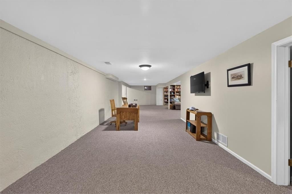 Photo 77 of 99 - 9722 Briar Street, Overland Park, KS 66207