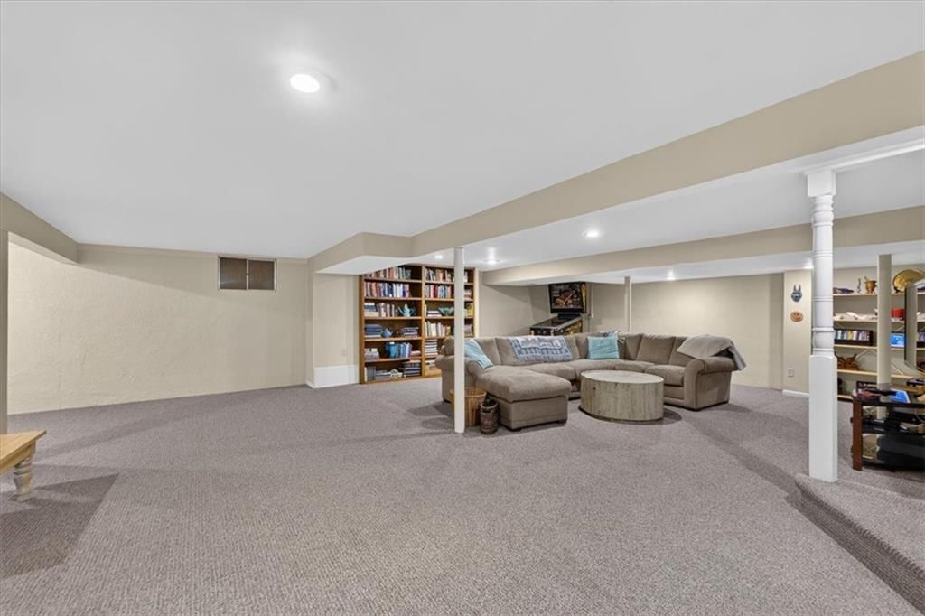 Photo 83 of 99 - 9722 Briar Street, Overland Park, KS 66207