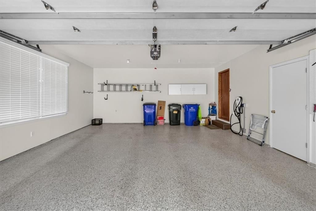 Photo 84 of 99 - 9722 Briar Street, Overland Park, KS 66207