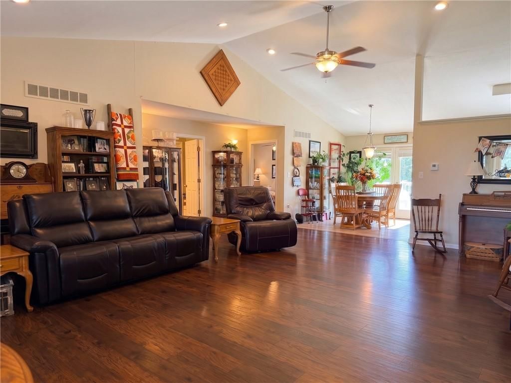 2306 Fisherman Road — photo 6
