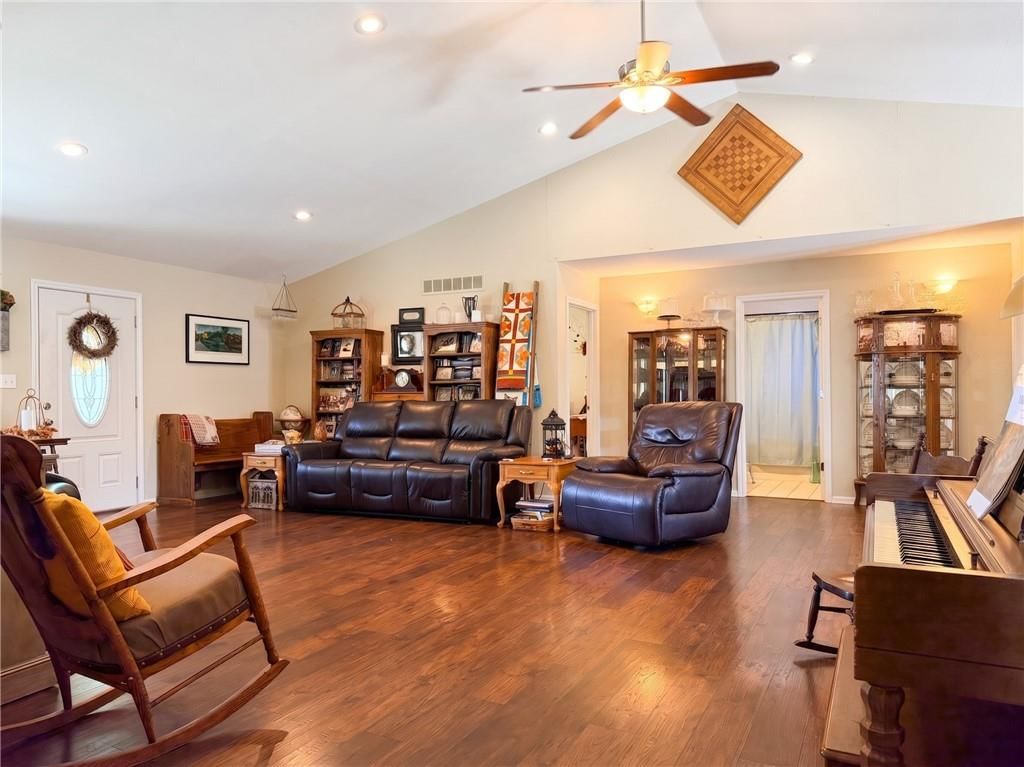 2306 Fisherman Road — photo 7