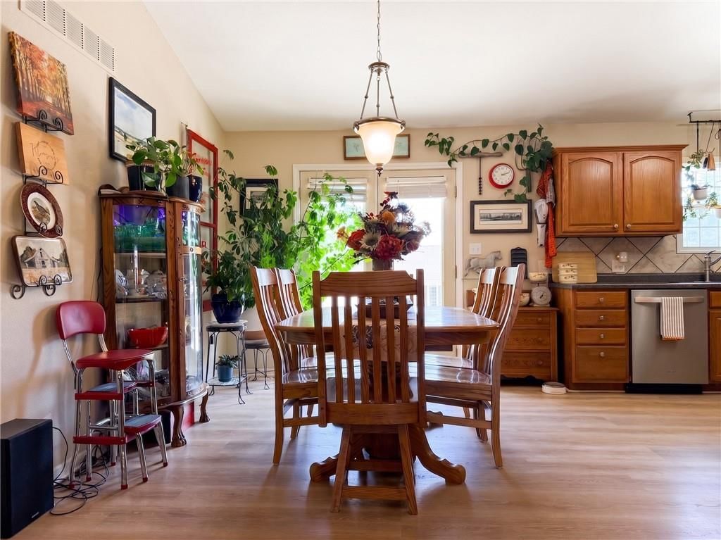 2306 Fisherman Road — photo 9