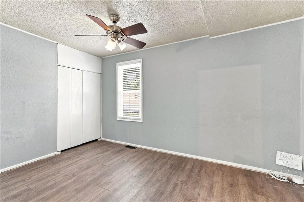212 N Valley Street — photo 19