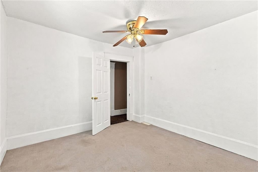 212 N Valley Street — photo 24