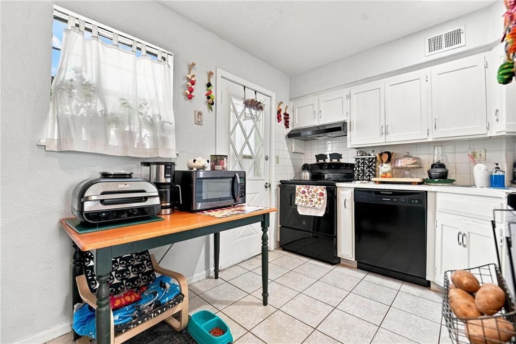 104 E Sunrise Drive — photo 7