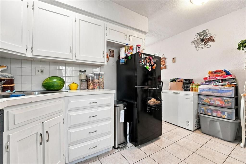 104 E Sunrise Drive — photo 9