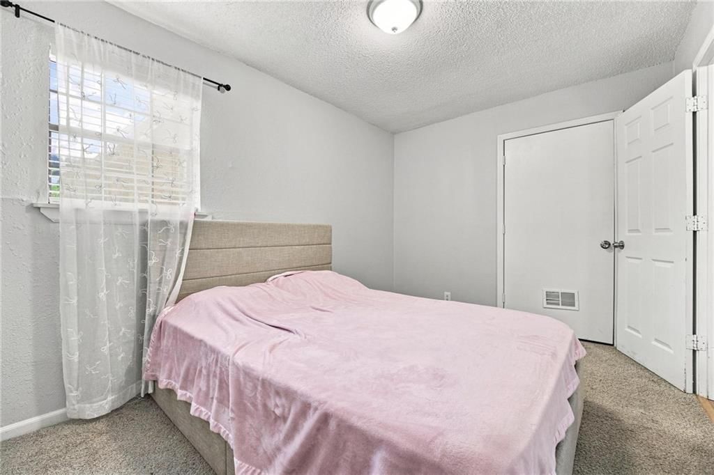104 E Sunrise Drive — photo 31