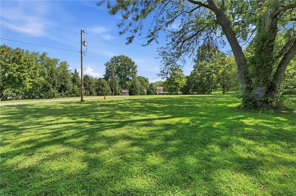 Photo 6 of 16 - 13409 & 13411 Kemper Avenue, Independence, MO 64050