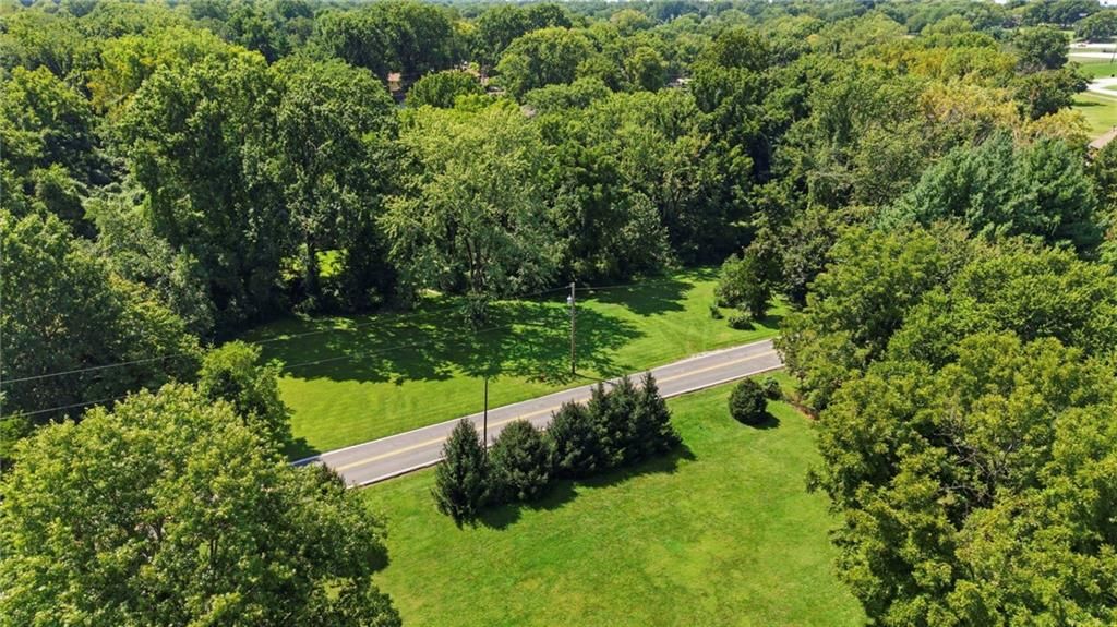 Photo 12 of 16 - 13409 & 13411 Kemper Avenue, Independence, MO 64050