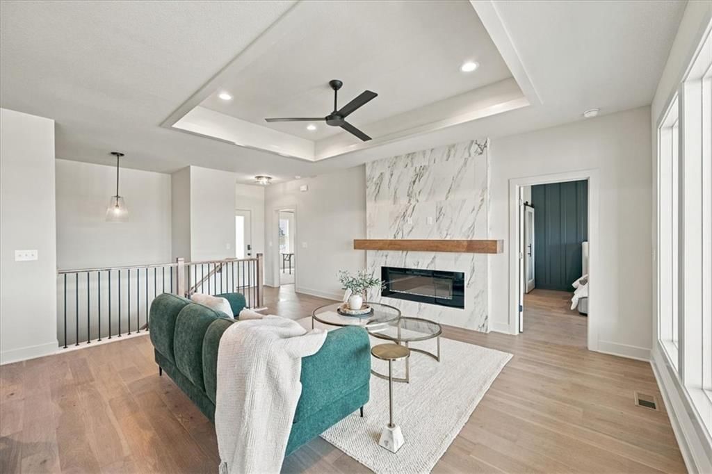 1300 Larkspur Place — photo 5