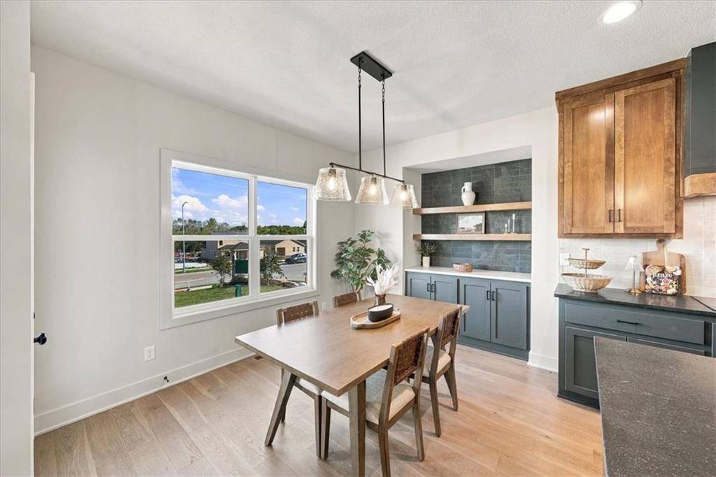 1300 Larkspur Place — photo 10