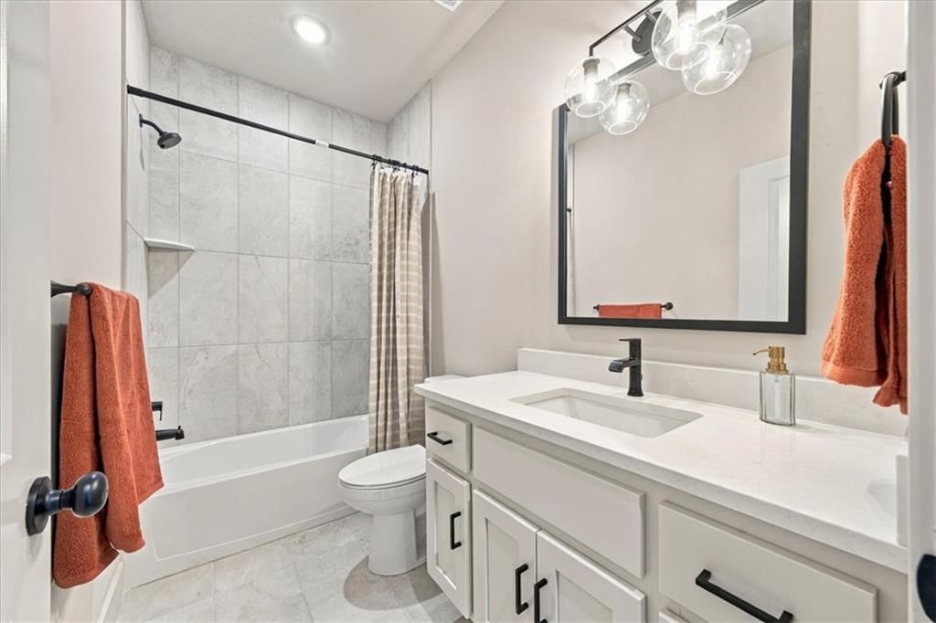 1300 Larkspur Place — photo 21