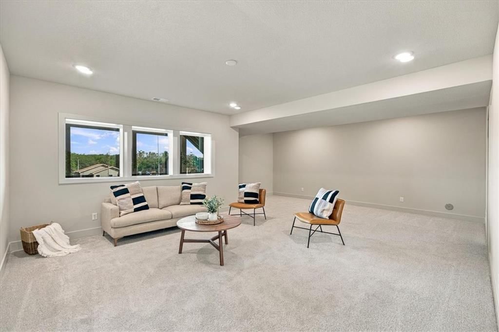 1300 Larkspur Place — photo 22