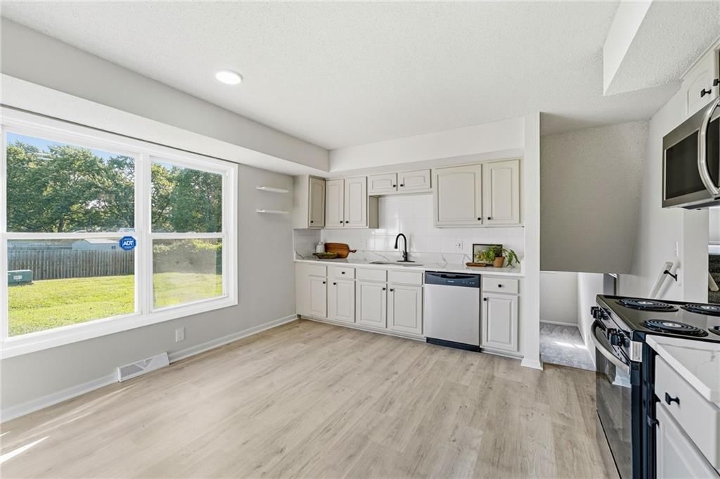 6100 E 140th Place — photo 15