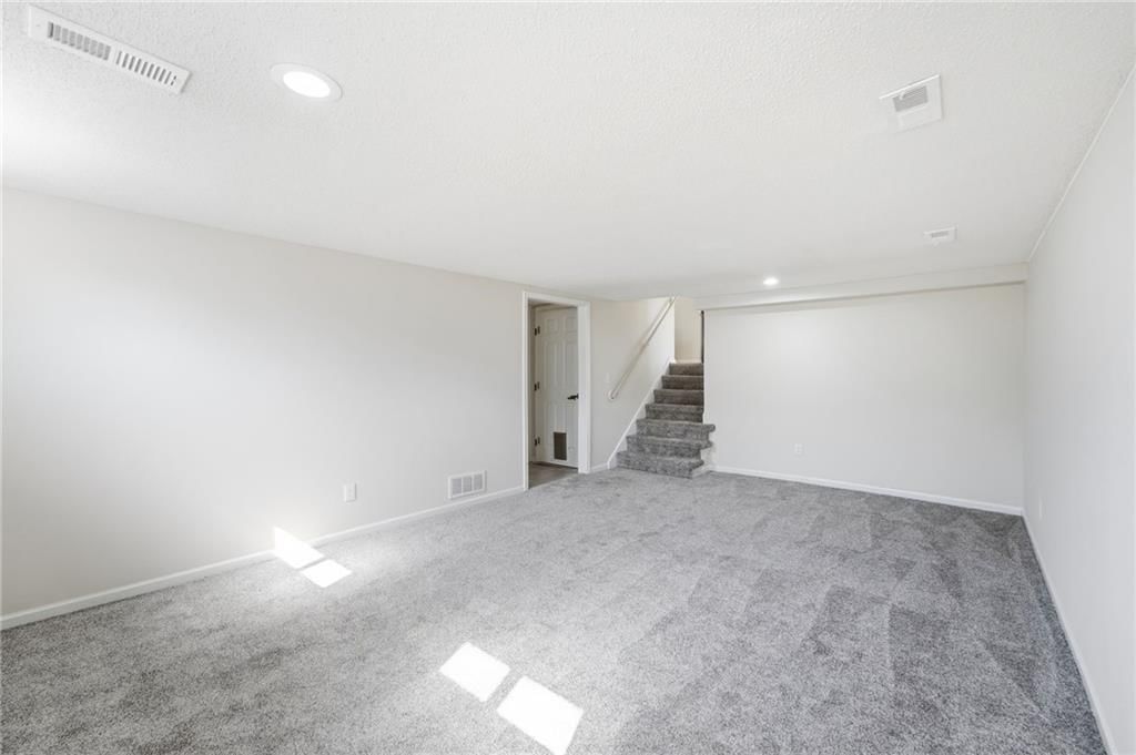 6100 E 140th Place — photo 30