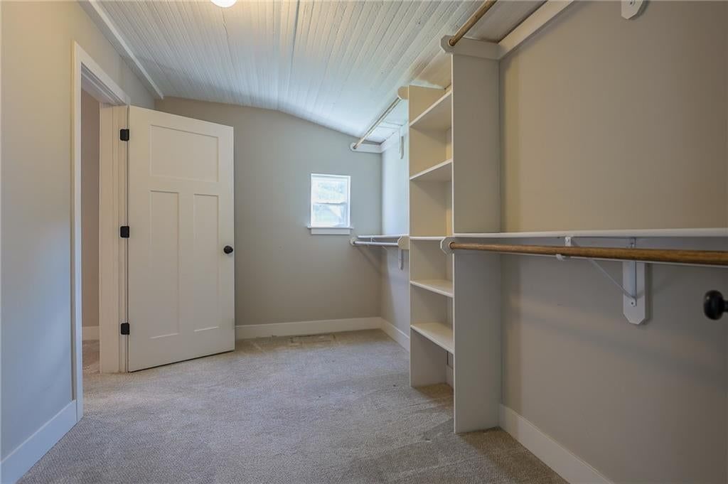 427 Benton Avenue — photo 12