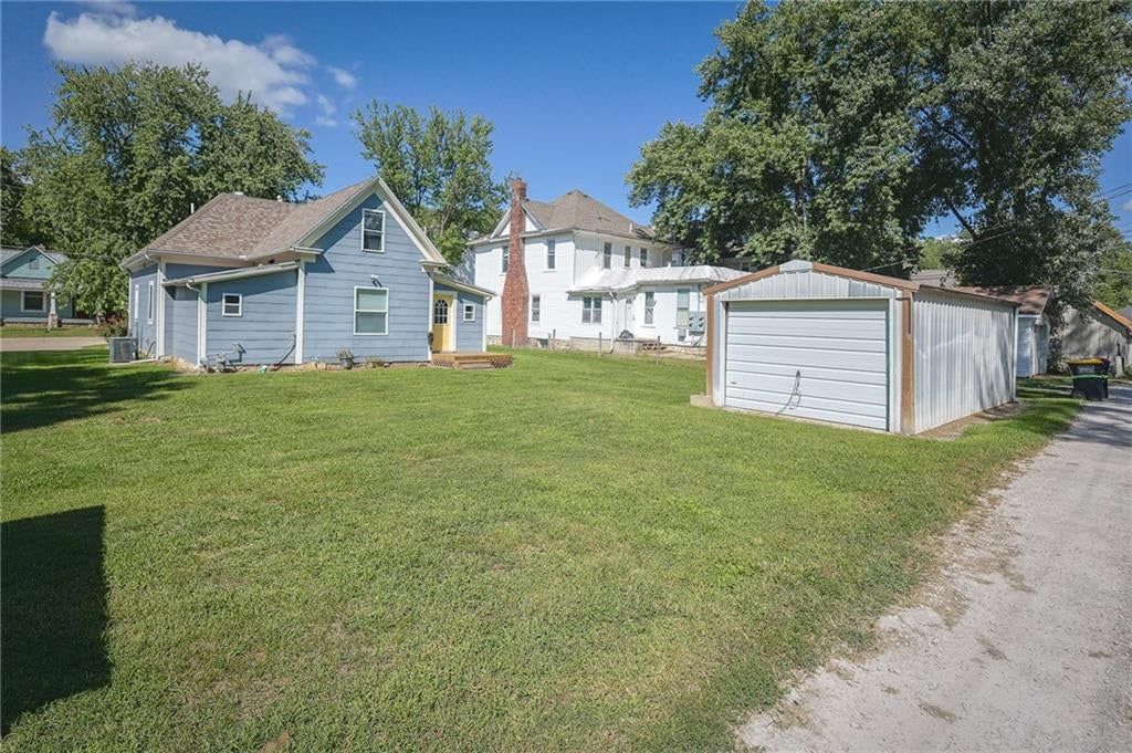 427 Benton Avenue — photo 23